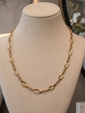 Vintage Sarah COVENTRY Delightful Chain Necklace Goldtone 16.5" Stamped